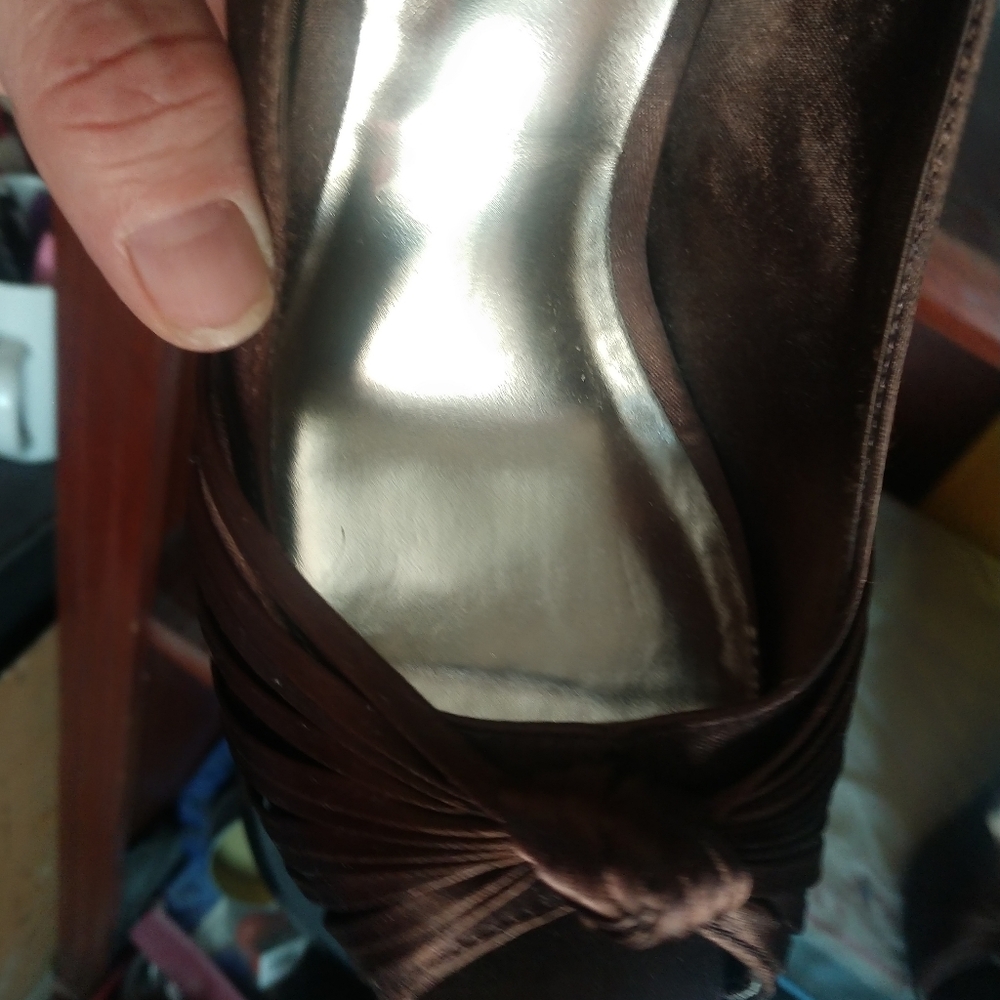 Heels - Picture 8 of 9